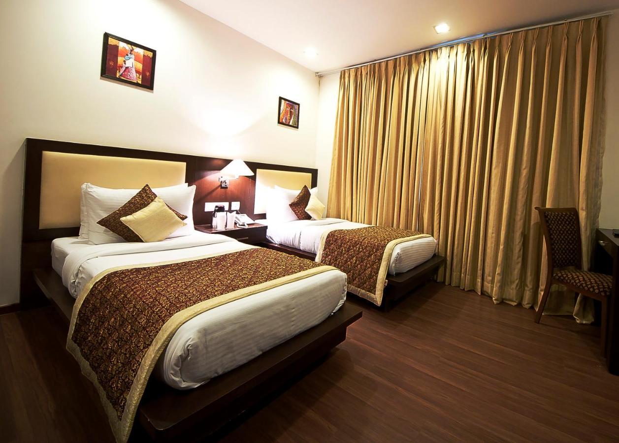 Divine Paradise Tavisha New Delhi Exterior photo