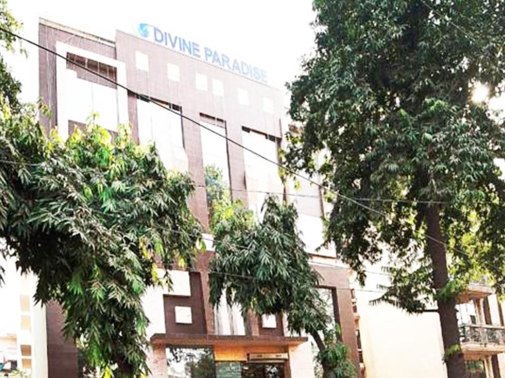 Divine Paradise Tavisha New Delhi Exterior photo