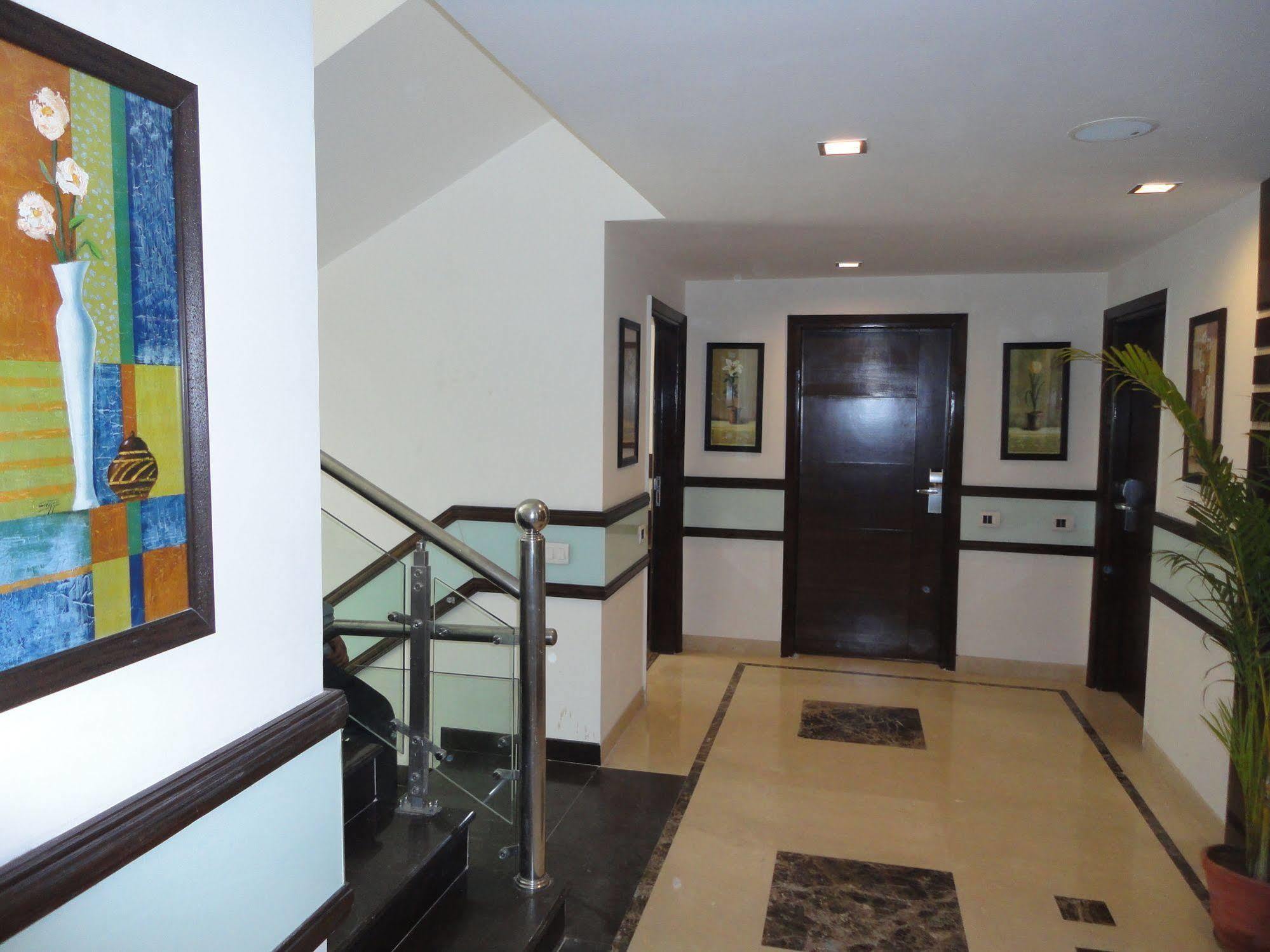 Divine Paradise Tavisha New Delhi Exterior photo